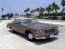 1976_Buick_LeSabre_Custom